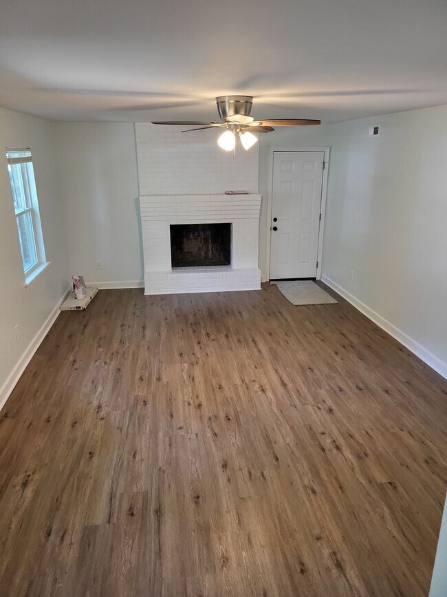 Building Photo - 4109 Timberland Dr