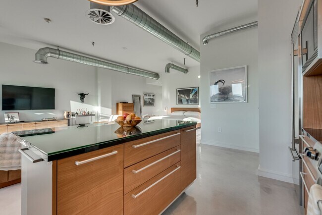 Building Photo - Newport Lofts 1502