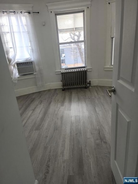 Building Photo - 703 Schuyler Ave