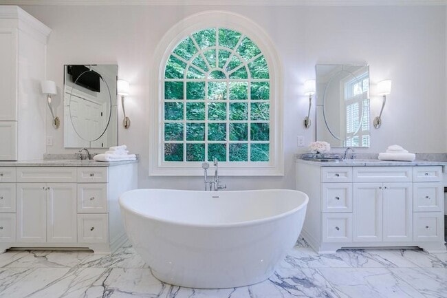 Building Photo - 25 Asheworth Ct NW