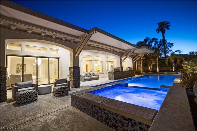 Building Photo - 9320 Tournament Canyon Dr