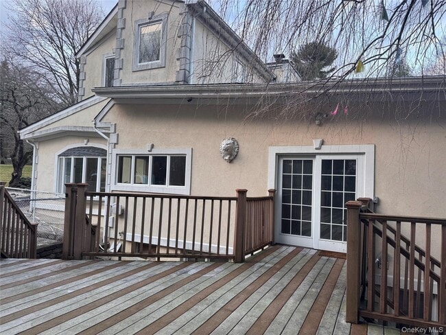 Building Photo - 201 Red Hill Rd