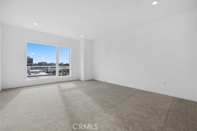 Building Photo - 2713 Rivington