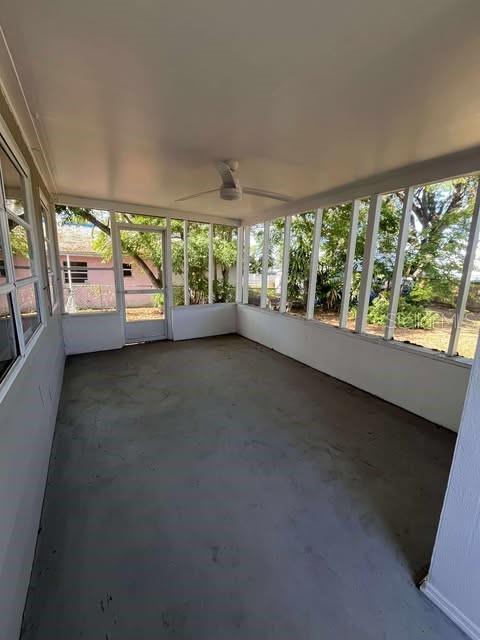 Building Photo - 215 W Valencia St