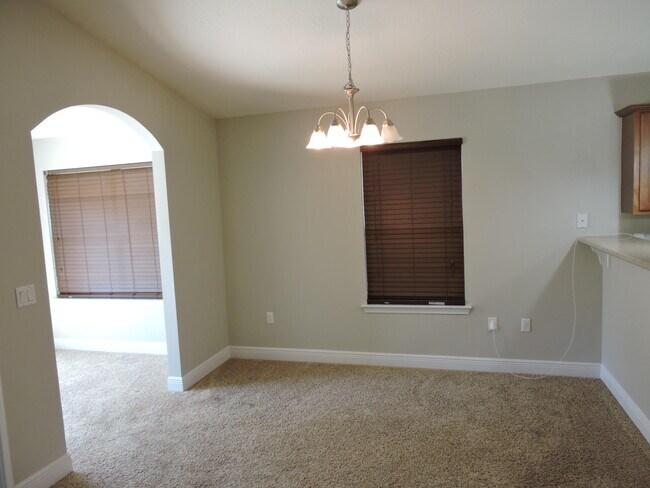Building Photo - 4642 Hermosa Rd