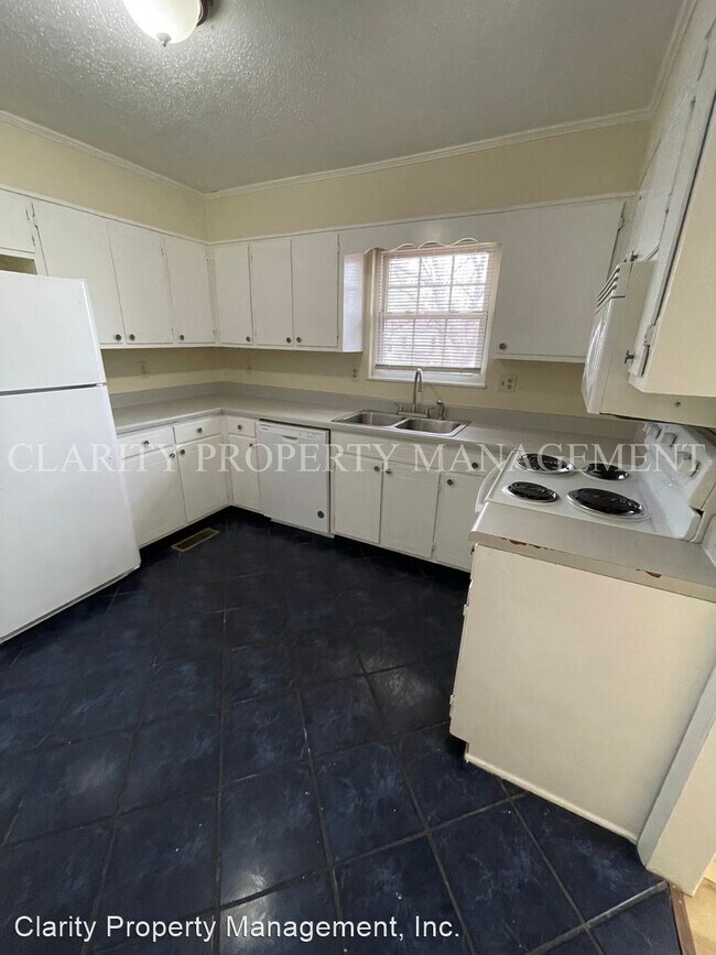 Building Photo - 3 br, 2 bath House - 913 Whisperwood Trl NE