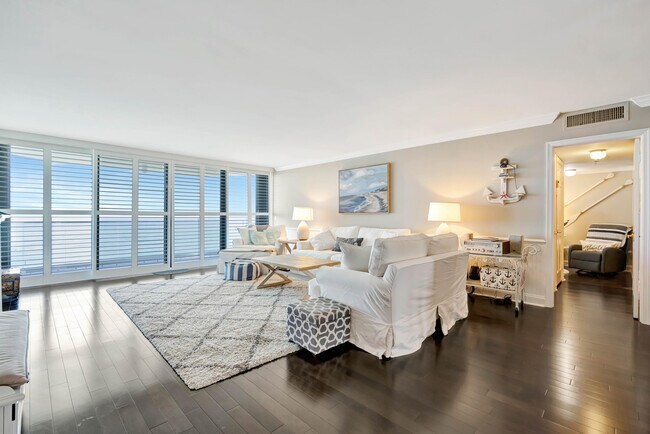 Building Photo - 100 S Beach Rd