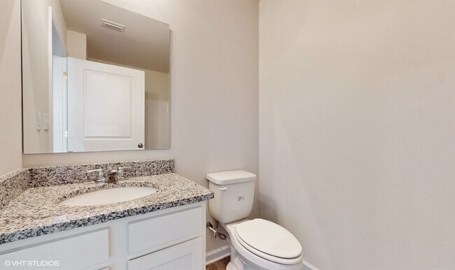 Building Photo - 400 Whispering Creek Ave