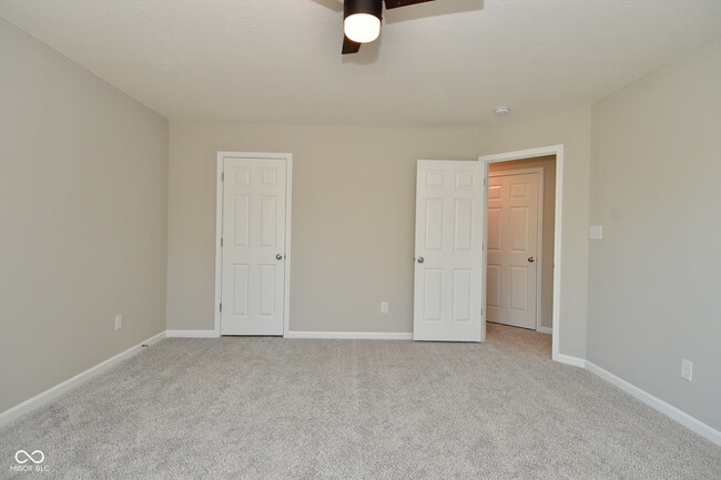 Building Photo - 9732 Evening Sky Way