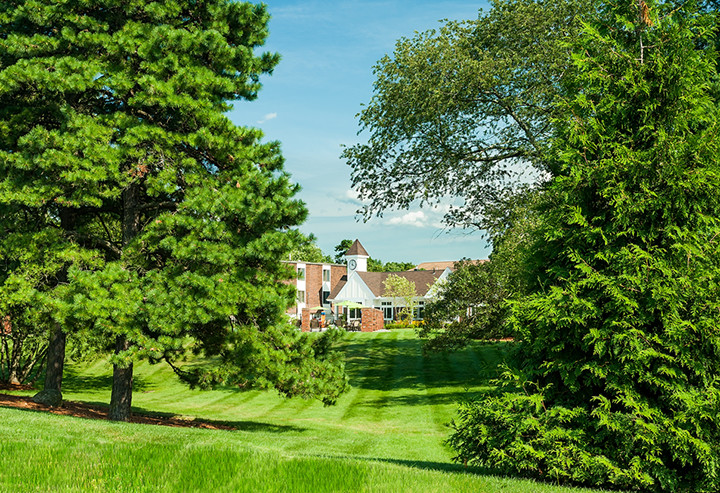 Green Vistas - Village Green Apartments