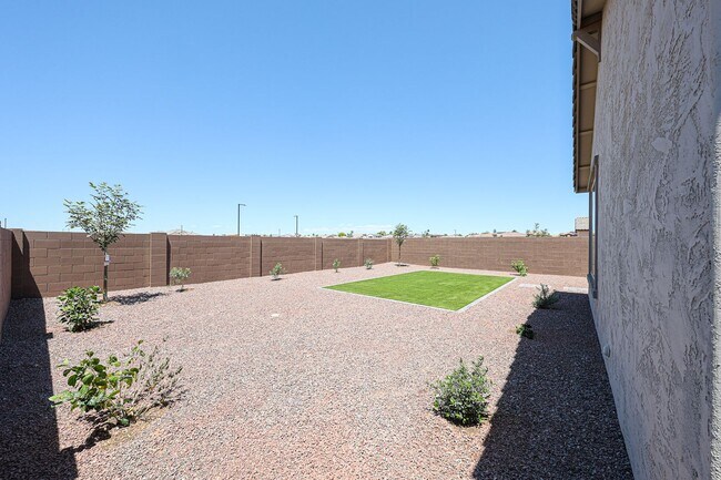 Building Photo - New 4 Bedroom + Den Home in Asante Community
