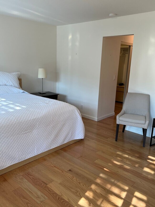 Building Photo - 2740 Ptarmigan Dr