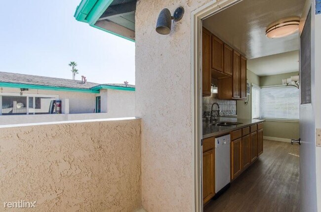 Building Photo - 3724 Inglewood Blvd