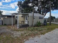 Building Photo - 2735 W 10th St