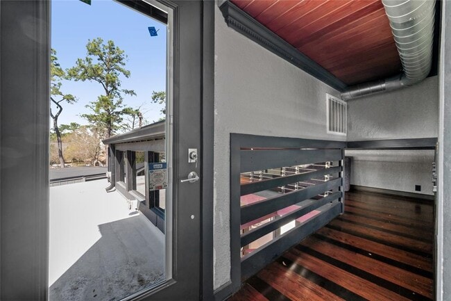 Building Photo - 57 Carolane Trail