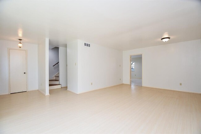 Building Photo - 14535 Still Meadow Dr