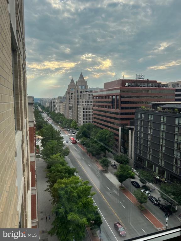 Building Photo - 1150 K St NW