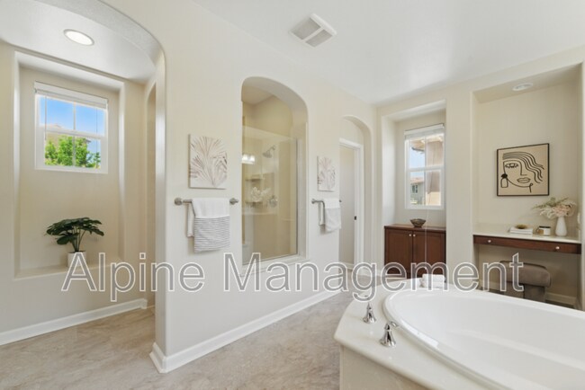 Building Photo - 5109 Campion Dr