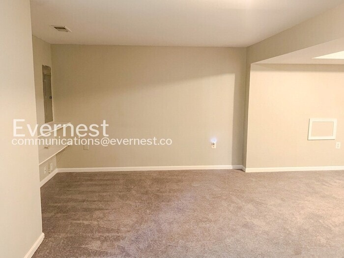 Building Photo - 15375 Inlet Pl