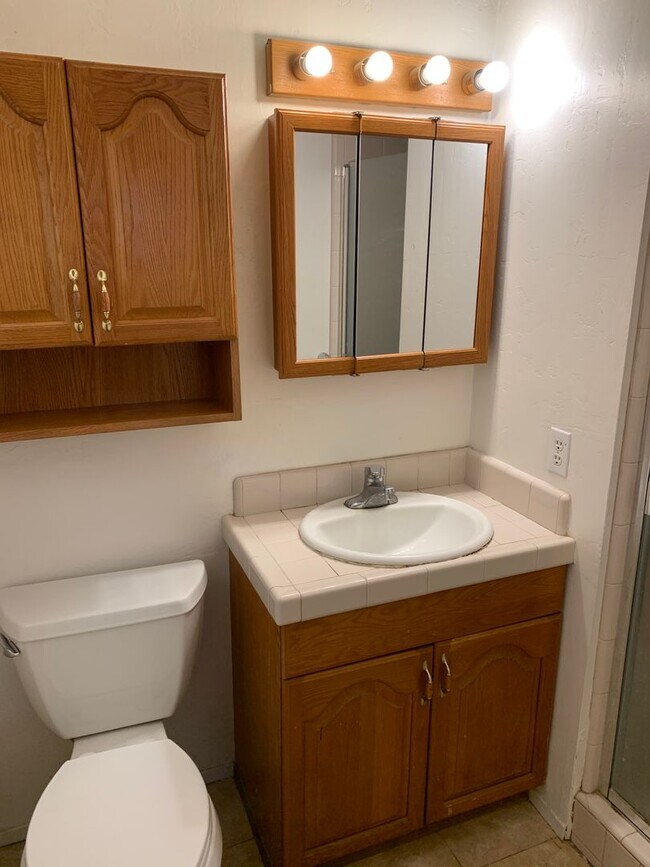 Building Photo - 3 Bedroom Home Near Slide Hill Park-$500 O...