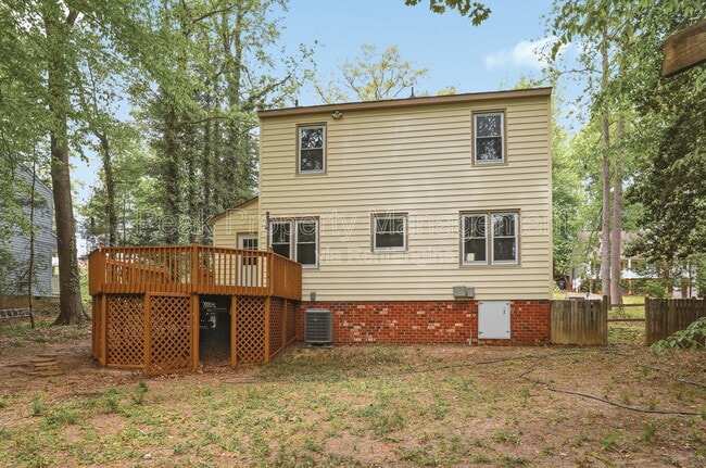 Building Photo - 2307 Providence Creek Rd