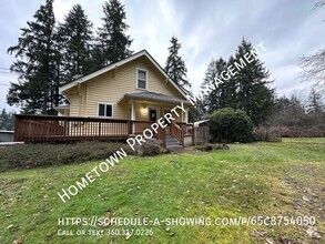 Building Photo - Gorgeous 3 Bedroom in Lacey - Available NOW!