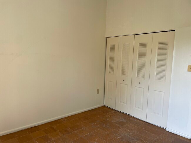 3rd Bedroom Pt 2 - 11340 Cherry Hill Rd