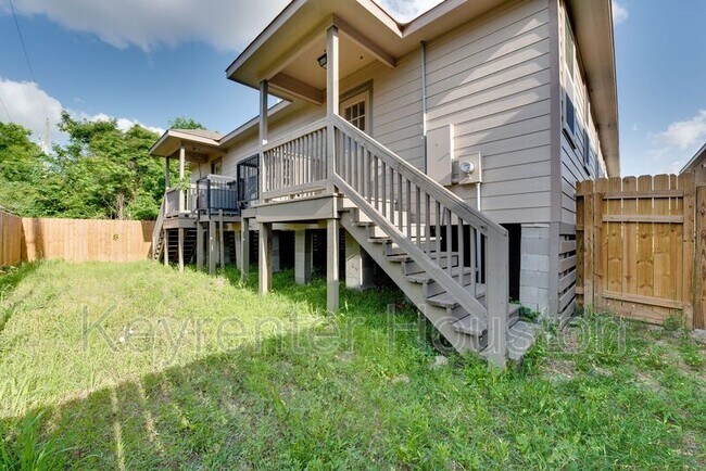 Building Photo - 5405 Groveton St