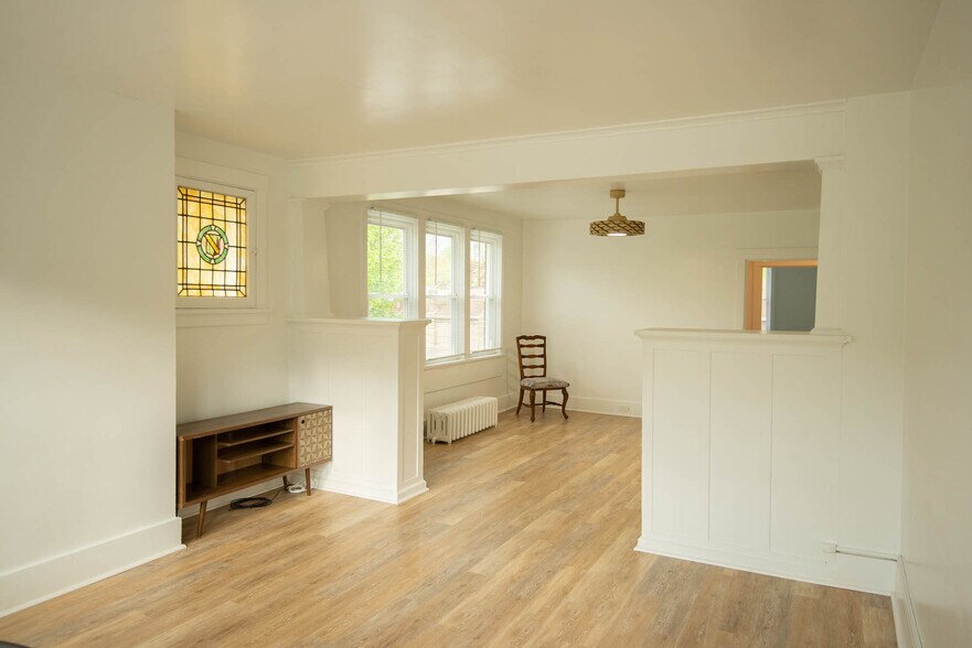 Dining room - 1170 Jancey St