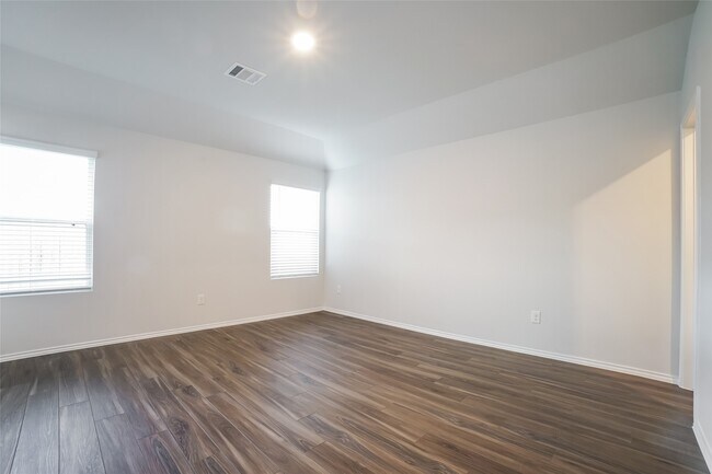 Building Photo - 22435 Verdin Rd