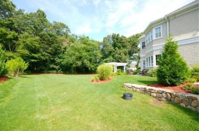 Building Photo - 160 Grant St