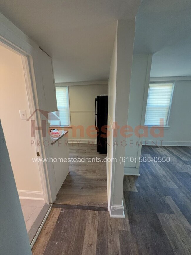 Building Photo - 20 Marshall Ave