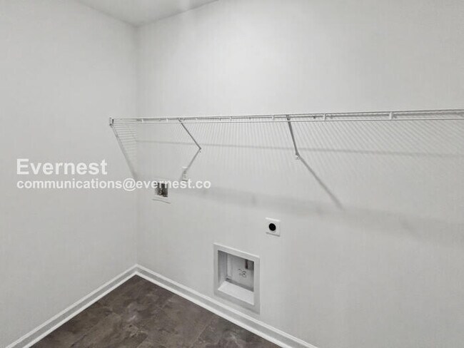 Building Photo - 3231 Briar Chapel Dr