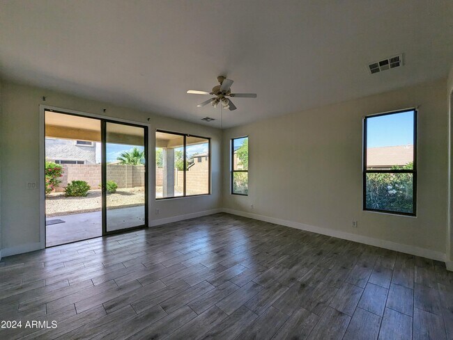 Building Photo - 15432 W Tasha Cir