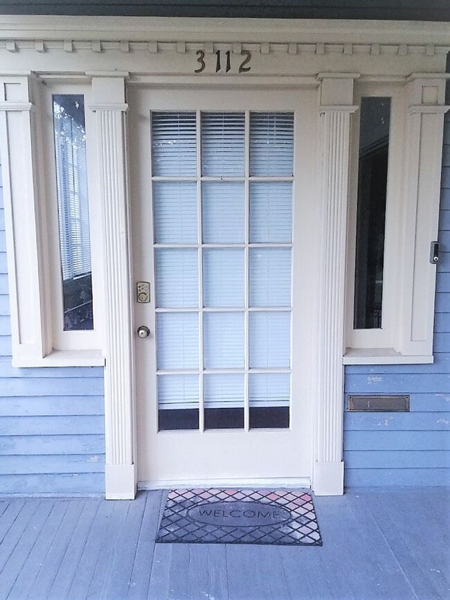 Building Photo - 3112 Napoleon Ave