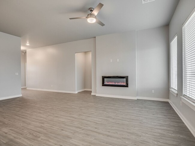 Building Photo - Beautiful New Construction Home in Edmond
