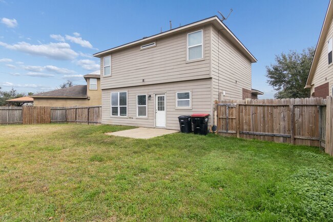 Building Photo - 7459 Tonsley Springs Dr