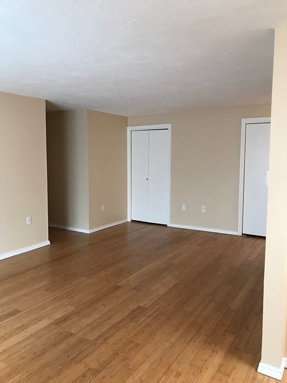 Building Photo - 96 Main St