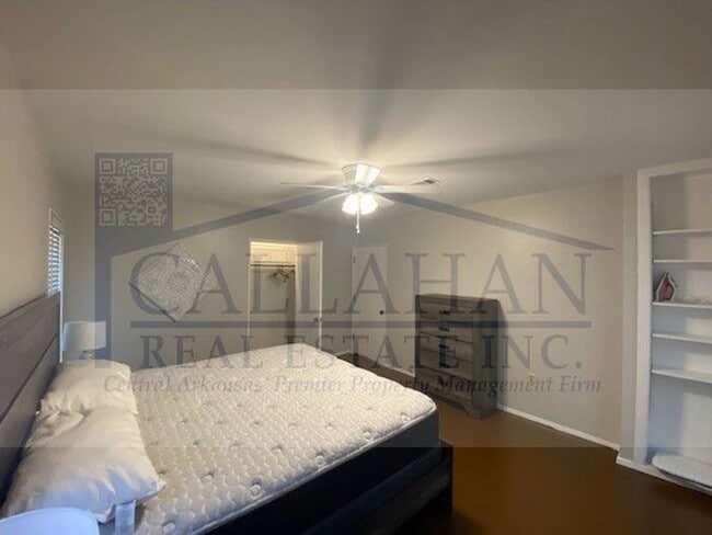 Building Photo - Furnished Long term apartment in Park Hill!!
