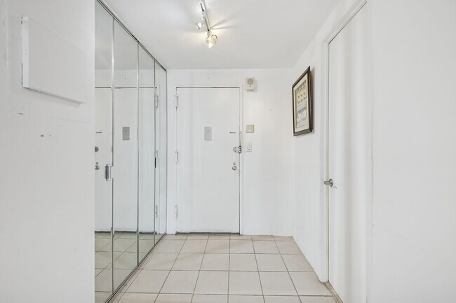 Building Photo - 7000 JFK Blvd E