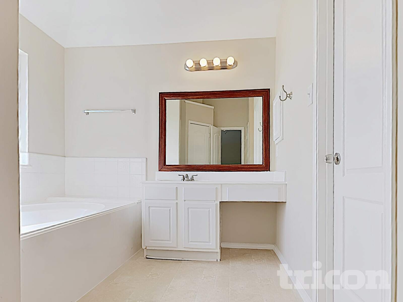 Building Photo - 9715 Haleys Comet Cir