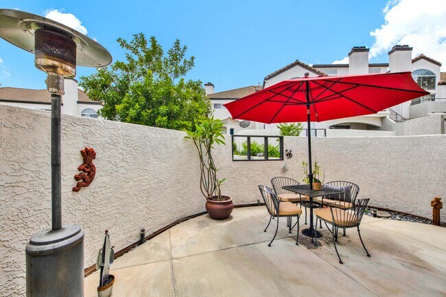 Building Photo - 13133 Le Parc