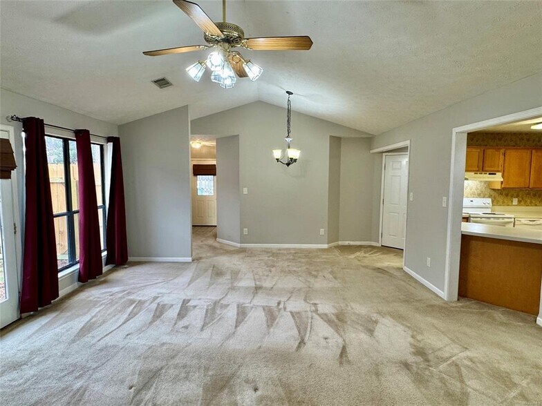 Building Photo - 6008 Woodrun Ct