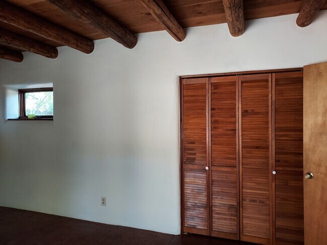 Building Photo - 20 Rancho Ancon Ln