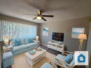 Building Photo - 233 E Arvada St