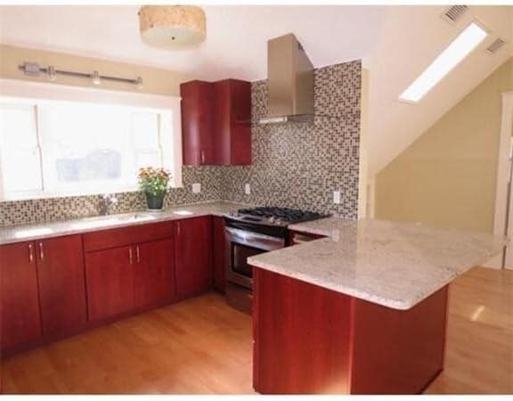 Building Photo - 206 Arborway
