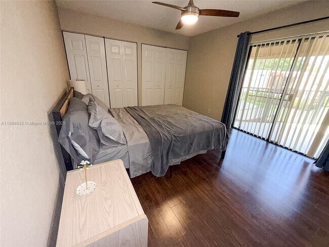 Building Photo - 8122 Severn Dr