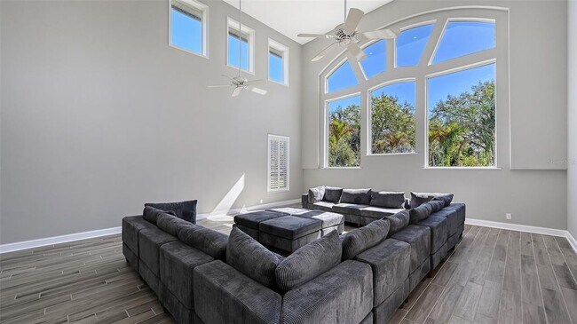 Building Photo - 6911 Riversedge St Cir