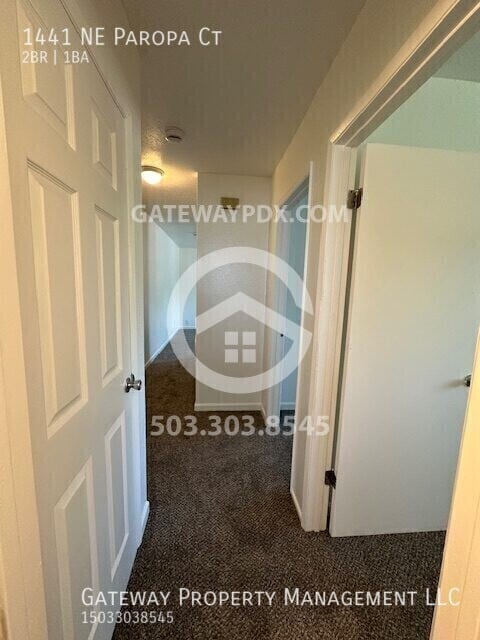 Building Photo - 1441 NE Paropa Ct
