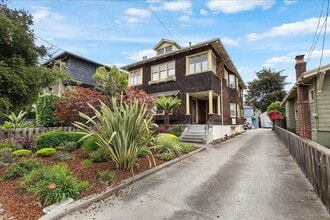 Building Photo - 2148 1/2 Santa Clara Ave - 2 bedroom | 1 b...